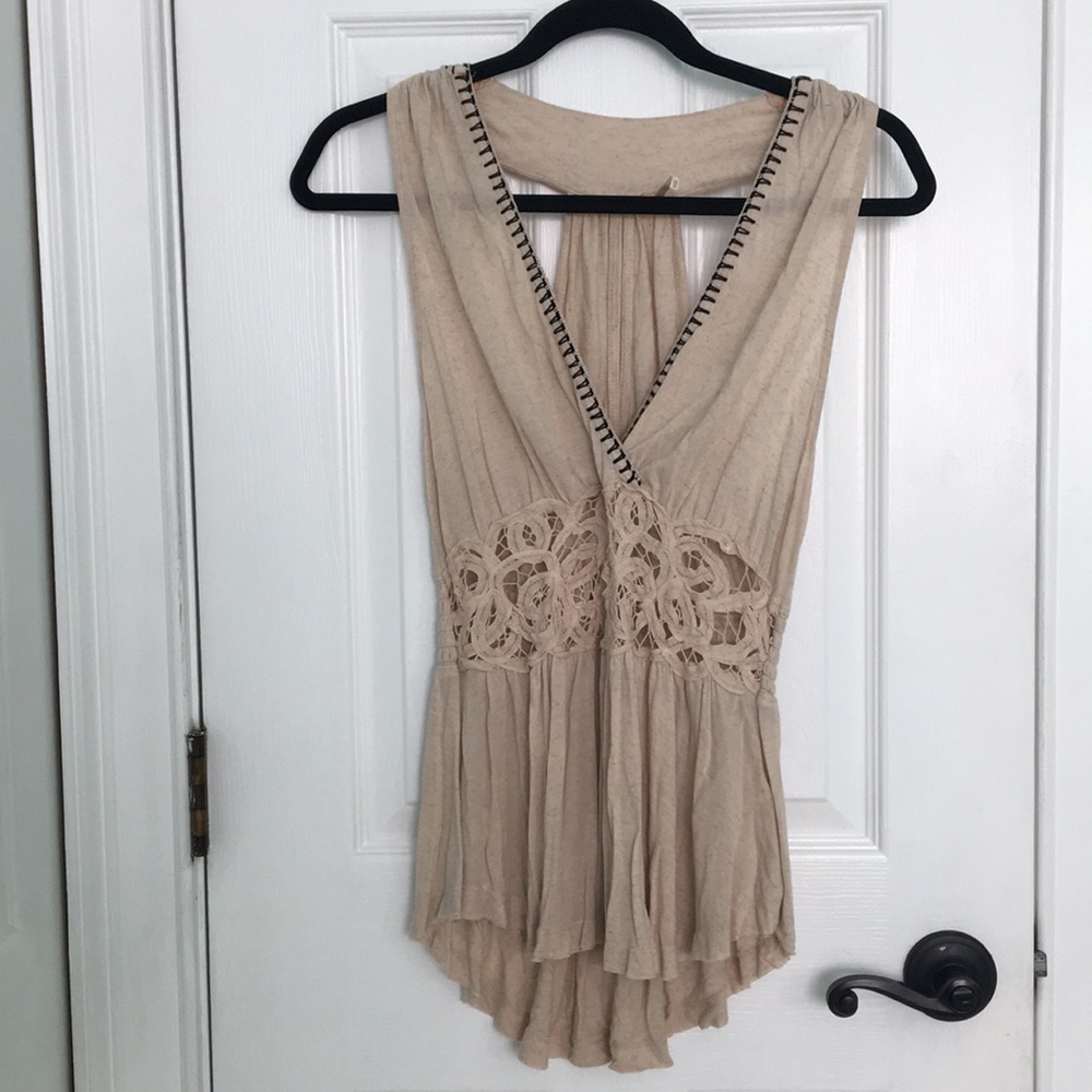 Free people V neck lace top size XS